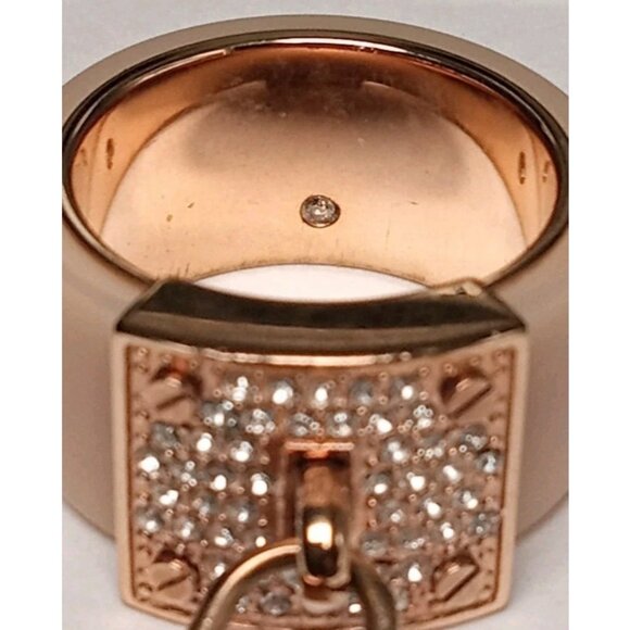 MICHAEL KORS Signed Size6 Padlock Crystal Ring Cityscape Hardware Rose Gold Tone - Picture 8 of 12